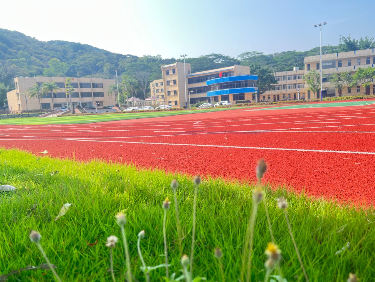 食宿条件